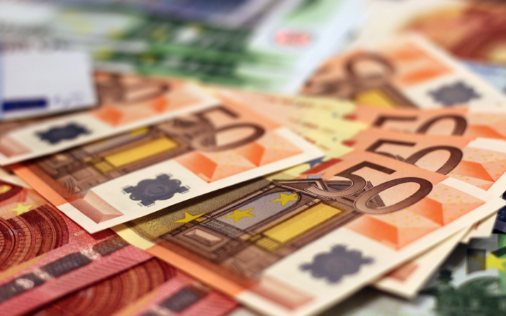 Stipendio: come si passa dal lordo al netto